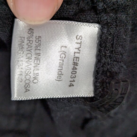 ✨ Bajee by Be Cool Black Capris (Size L, fits more like M) 🖤👖 - Picture 11 of 12